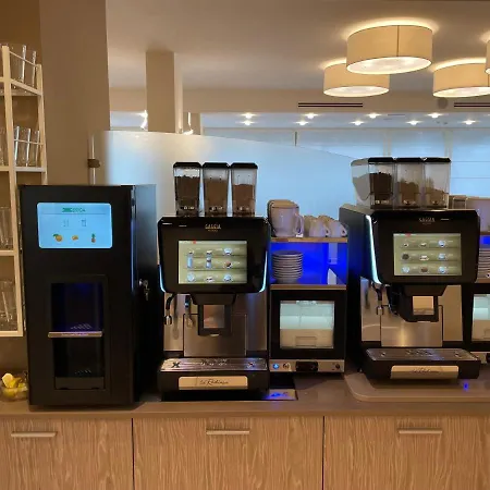 Montreal ホテル 3*