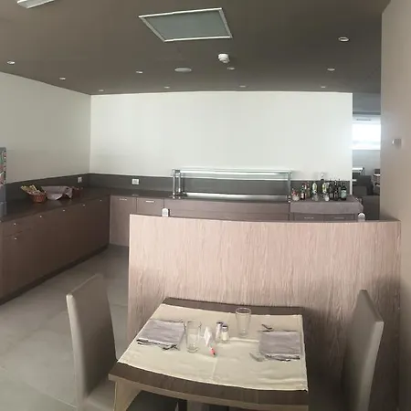 Ξενοδοχείο Montreal