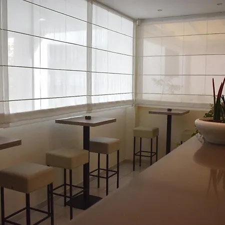 Montreal 酒店 比比翁